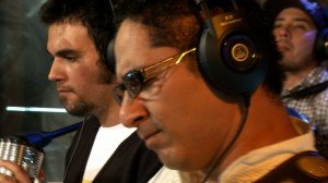 LOS GUAYABERAS BLANCAS 4